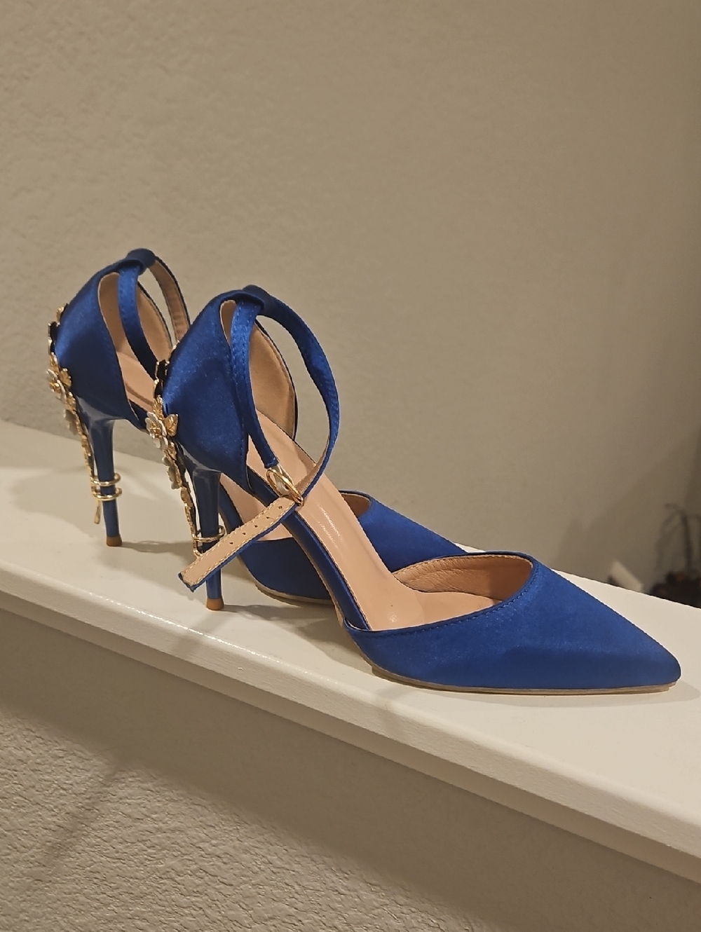 Blue Satin Pointed-Toe Stiletto Heels with Decorative Gold Accent